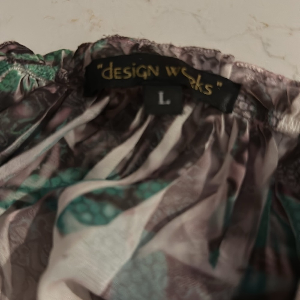 Vintage Design Works Top - Picture 5 of 9